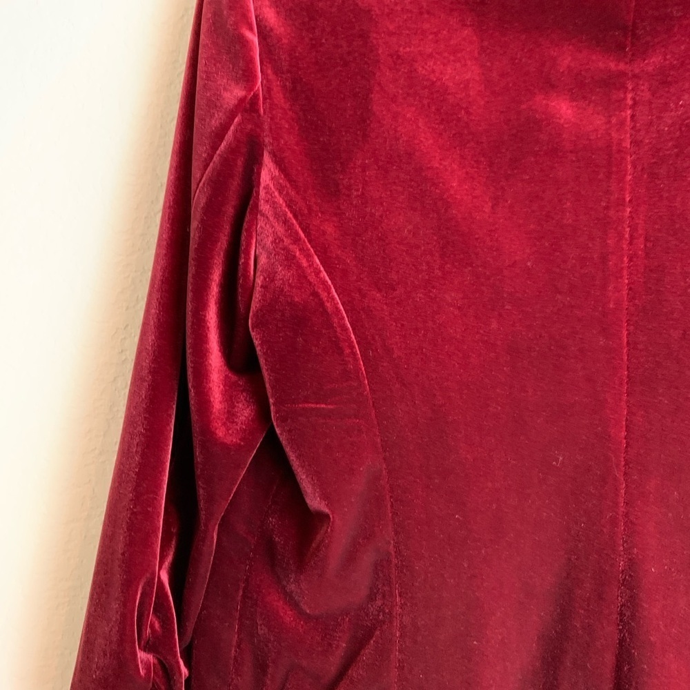 Amanda &. Chelsea Velvet Blazer - Red - Picture 12 of 12